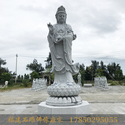石雕观音像