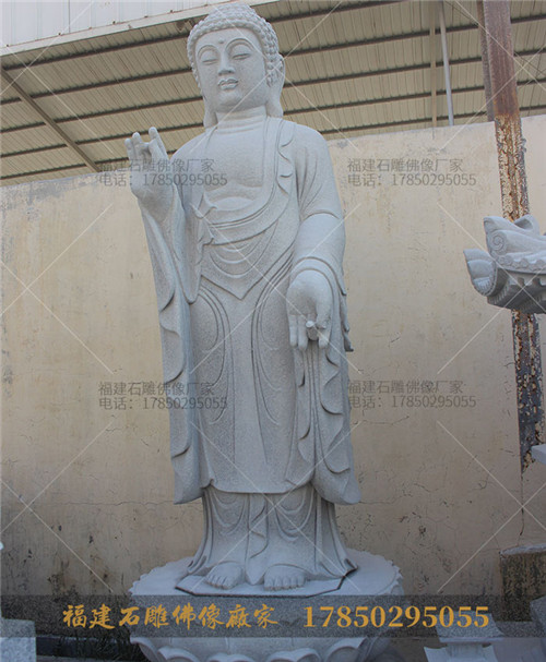 如来佛石雕像