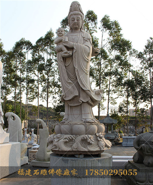 送子观音娘娘石雕像